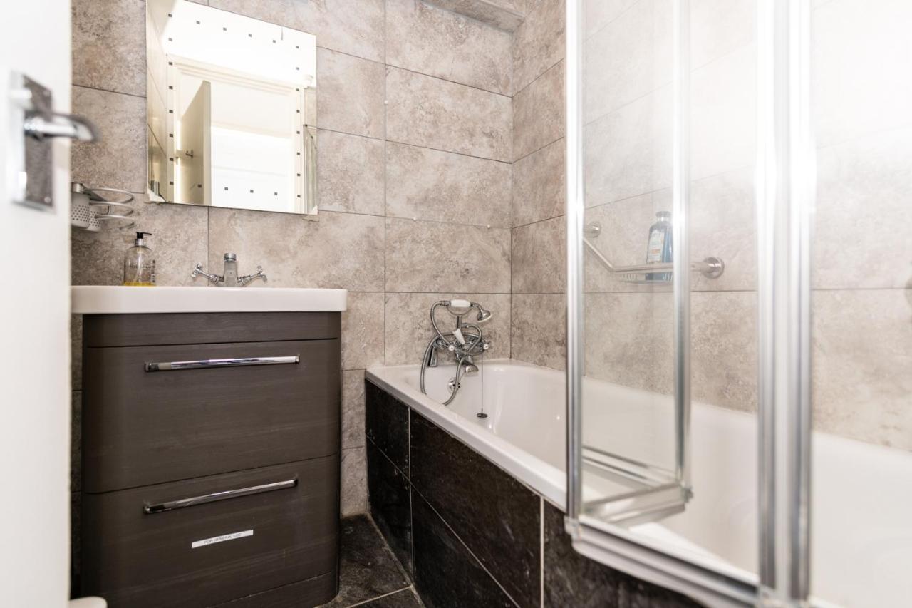 Bray Guest Rooms Londra Dış mekan fotoğraf